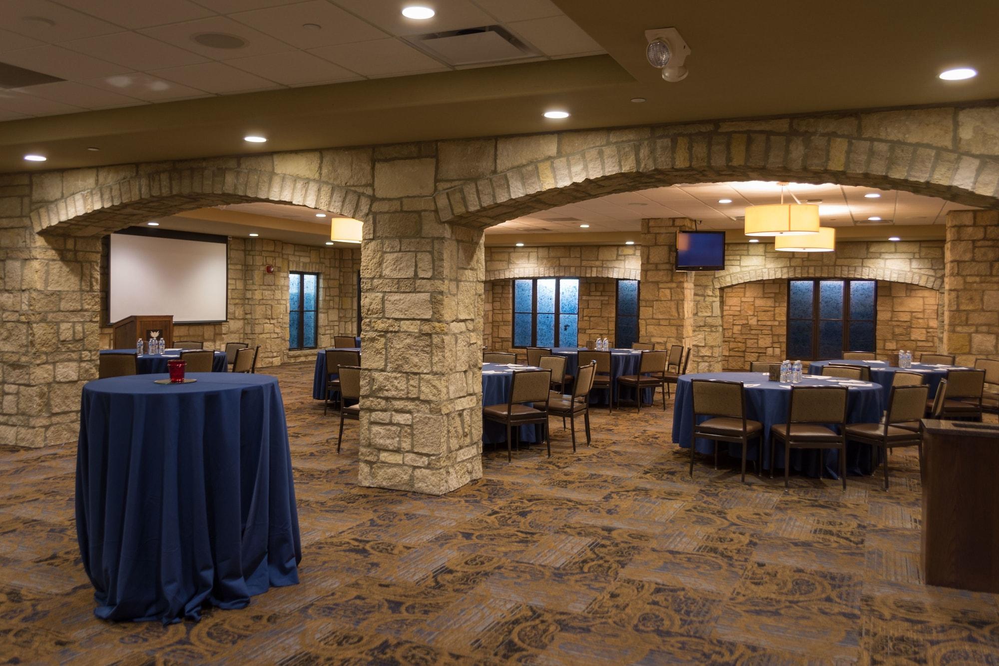 The Oread Lawrence, Tapestry Collection By Hilton Exterior photo