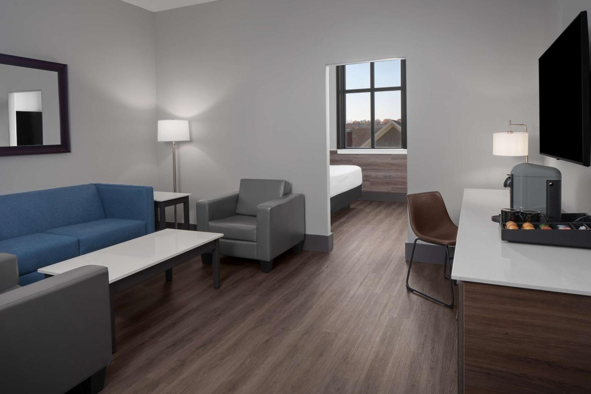 The Oread Lawrence, Tapestry Collection By Hilton Exterior photo