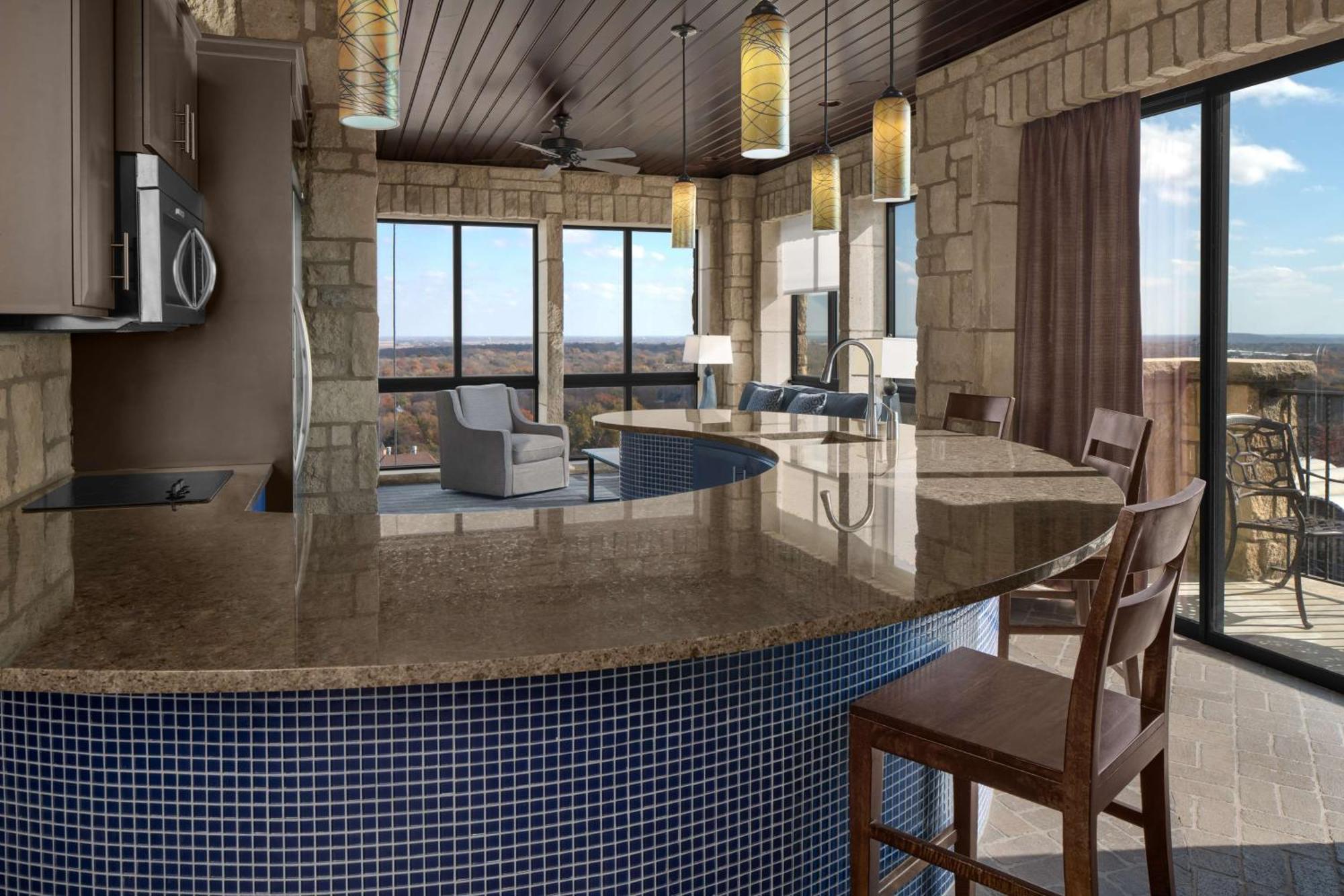 The Oread Lawrence, Tapestry Collection By Hilton Exterior photo