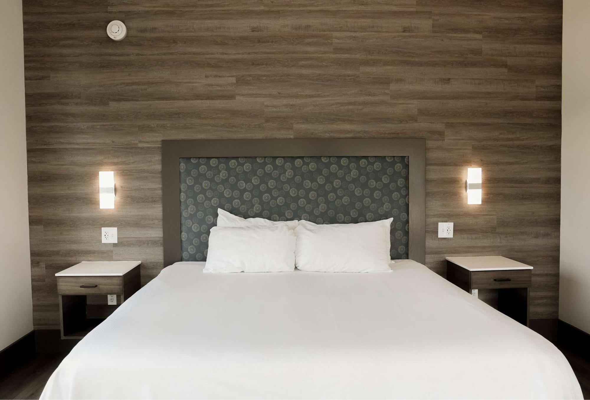 The Oread Lawrence, Tapestry Collection By Hilton Exterior photo