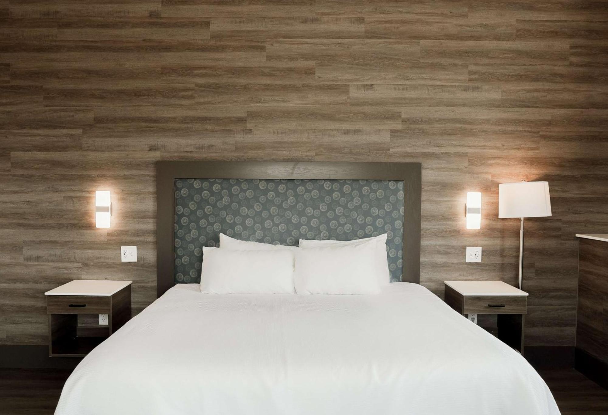 The Oread Lawrence, Tapestry Collection By Hilton Exterior photo
