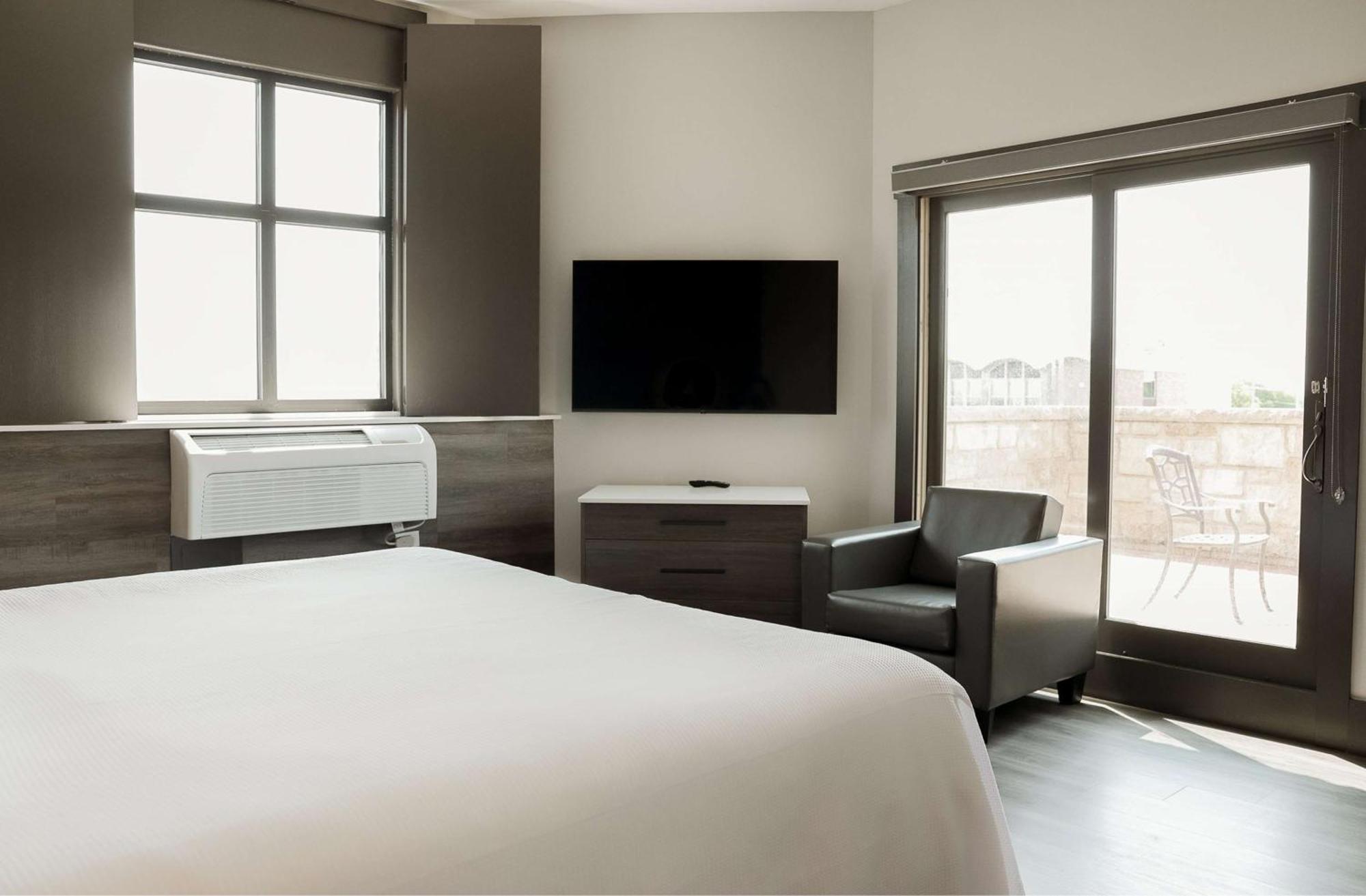 The Oread Lawrence, Tapestry Collection By Hilton Exterior photo