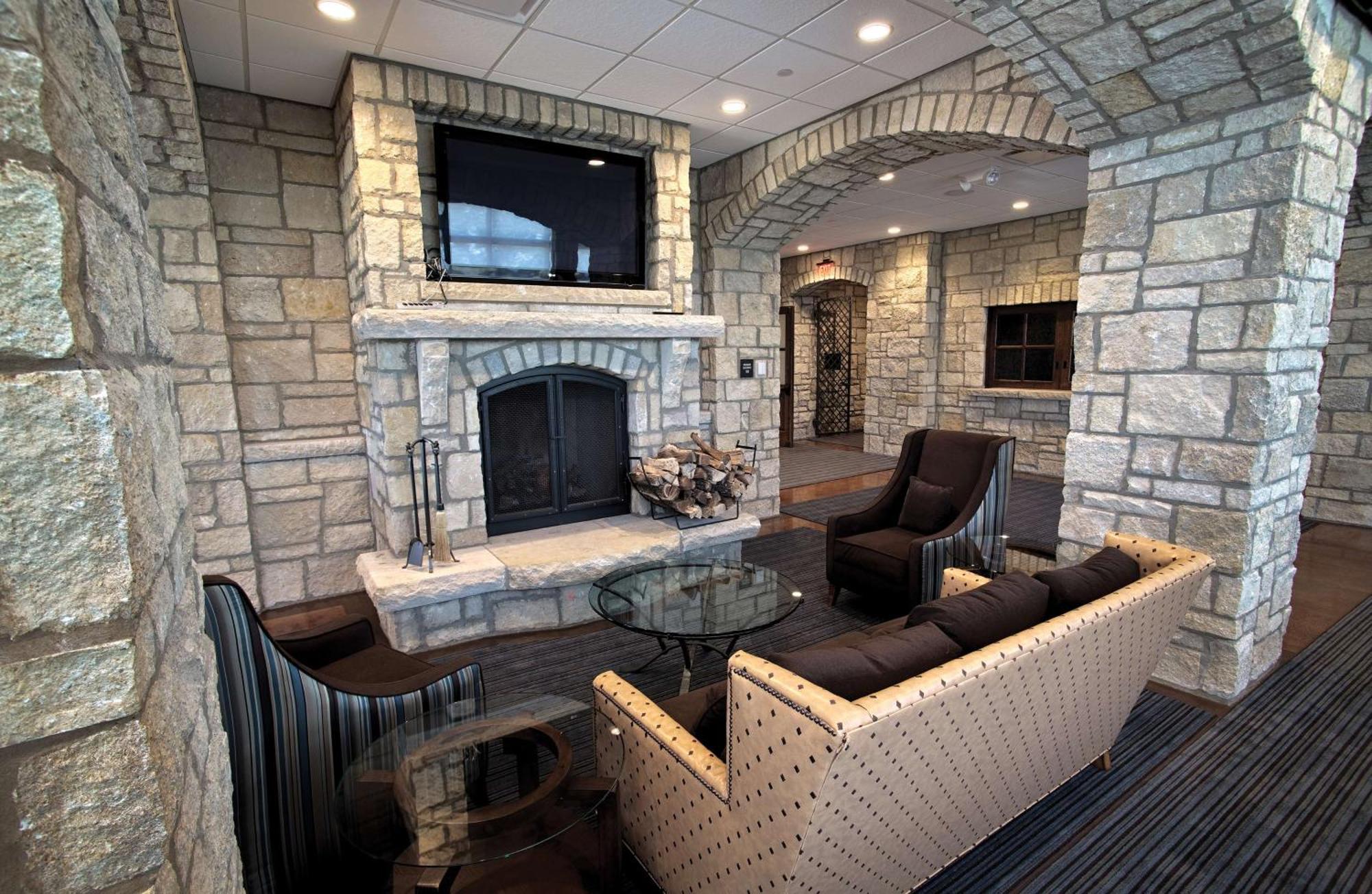 The Oread Lawrence, Tapestry Collection By Hilton Exterior photo